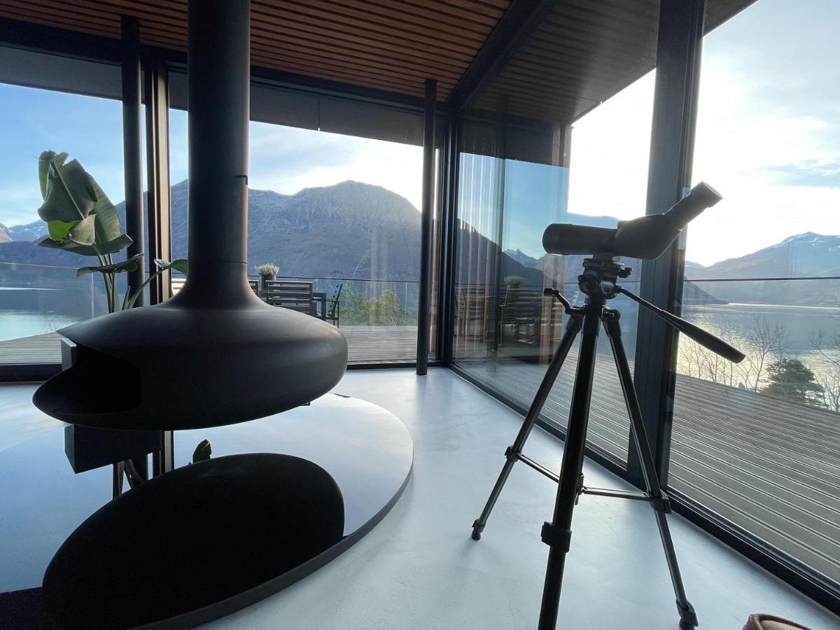 Villa Kristina / Andalsnes Torvik Exterior photo