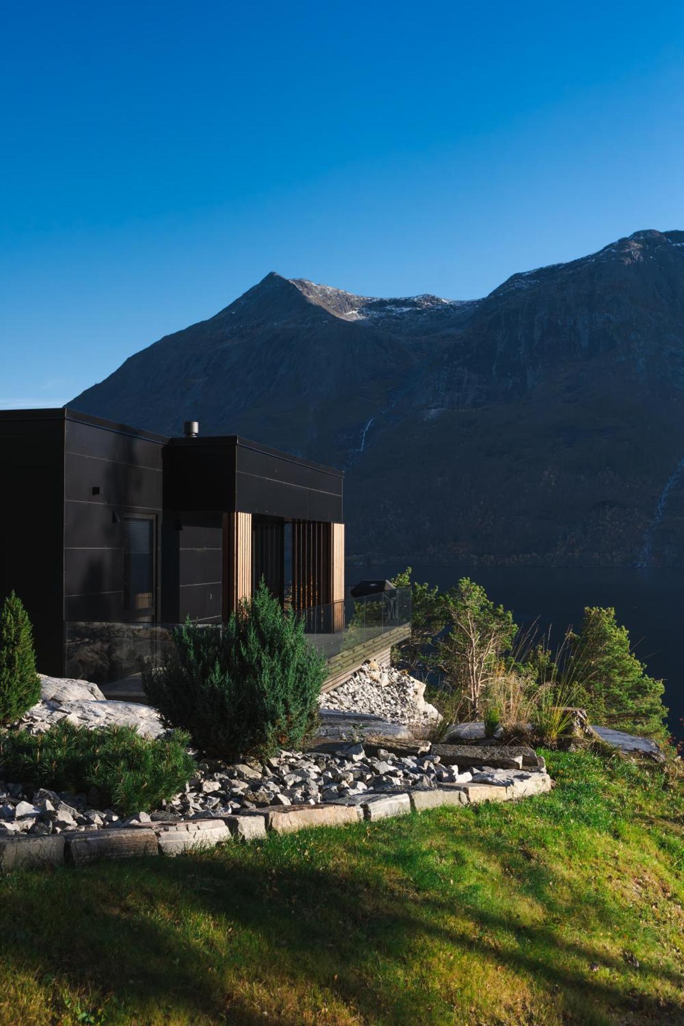 Villa Kristina / Andalsnes Torvik Exterior photo